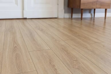 laminaat-8mm-plank-village-oak_8