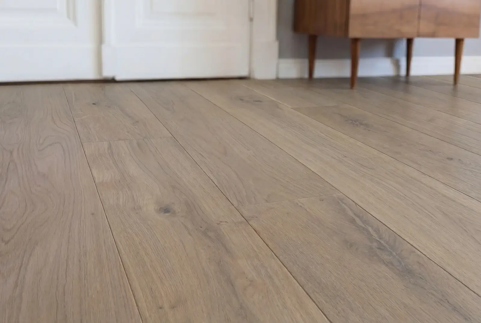 Lamelparket eiken plank - Sistan Noestarm Krijtwit