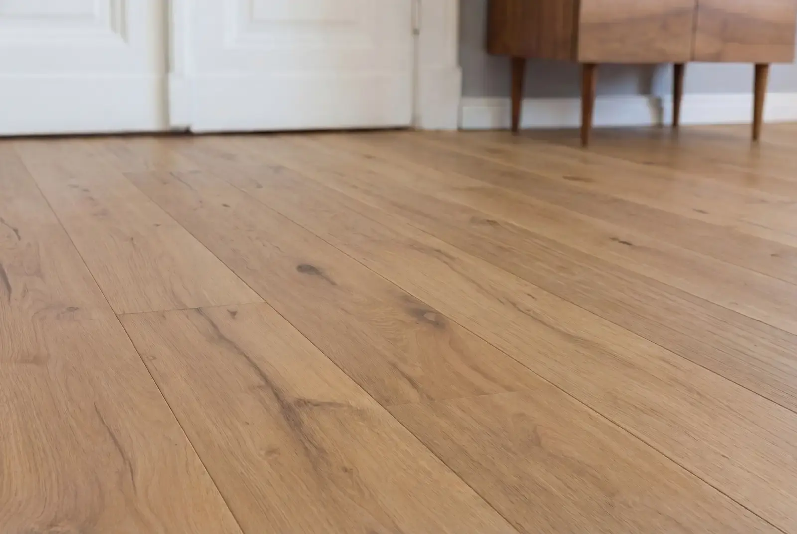 Lamelparket eiken plank - Sistan Noestarm Weissgrund