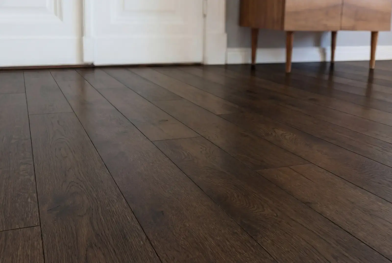 Lamelparket eiken plank - Sistan Noestarm Zwart