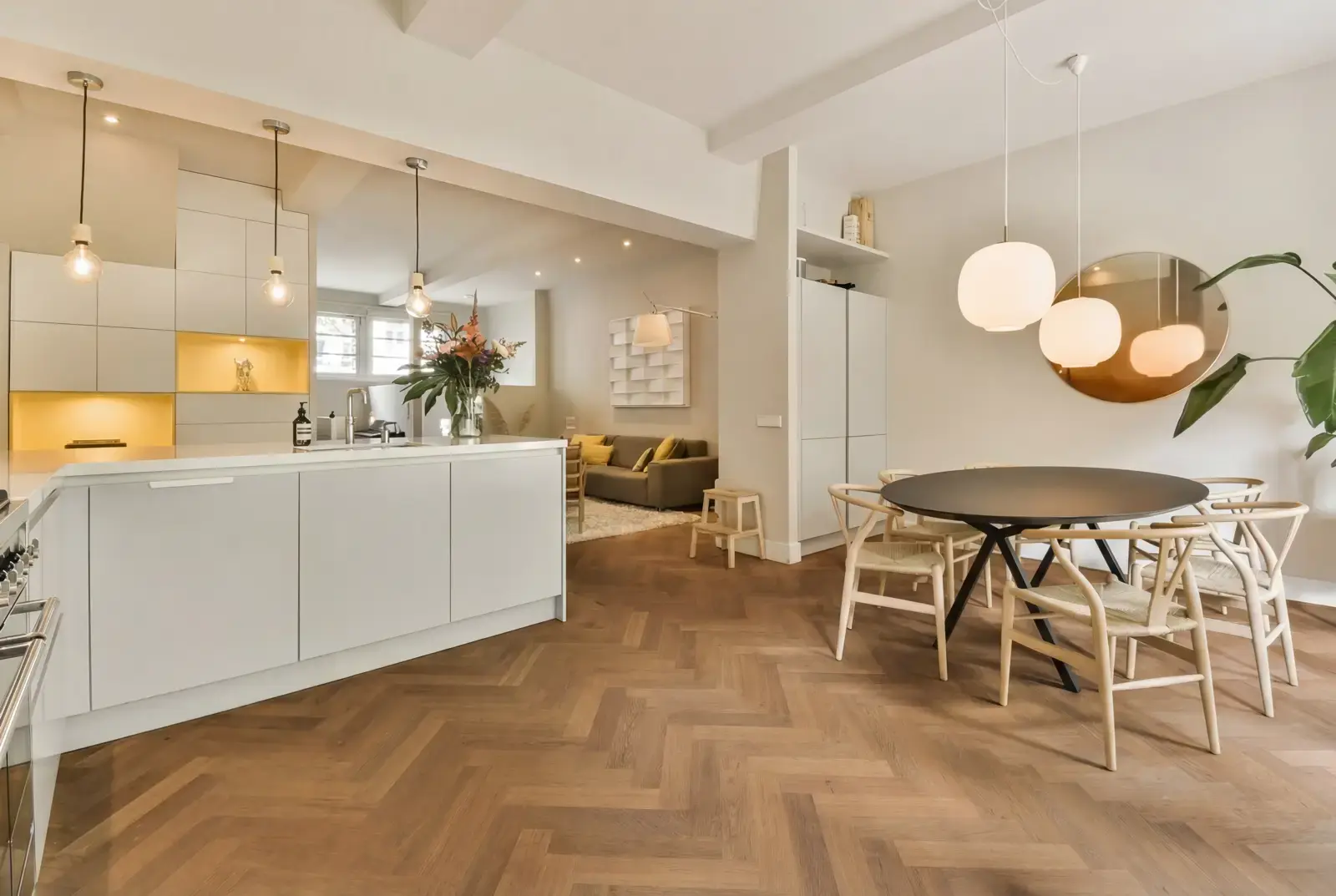 Lamelparket eiken visgraat - Okavango Noestarm Geborsteld Smokey