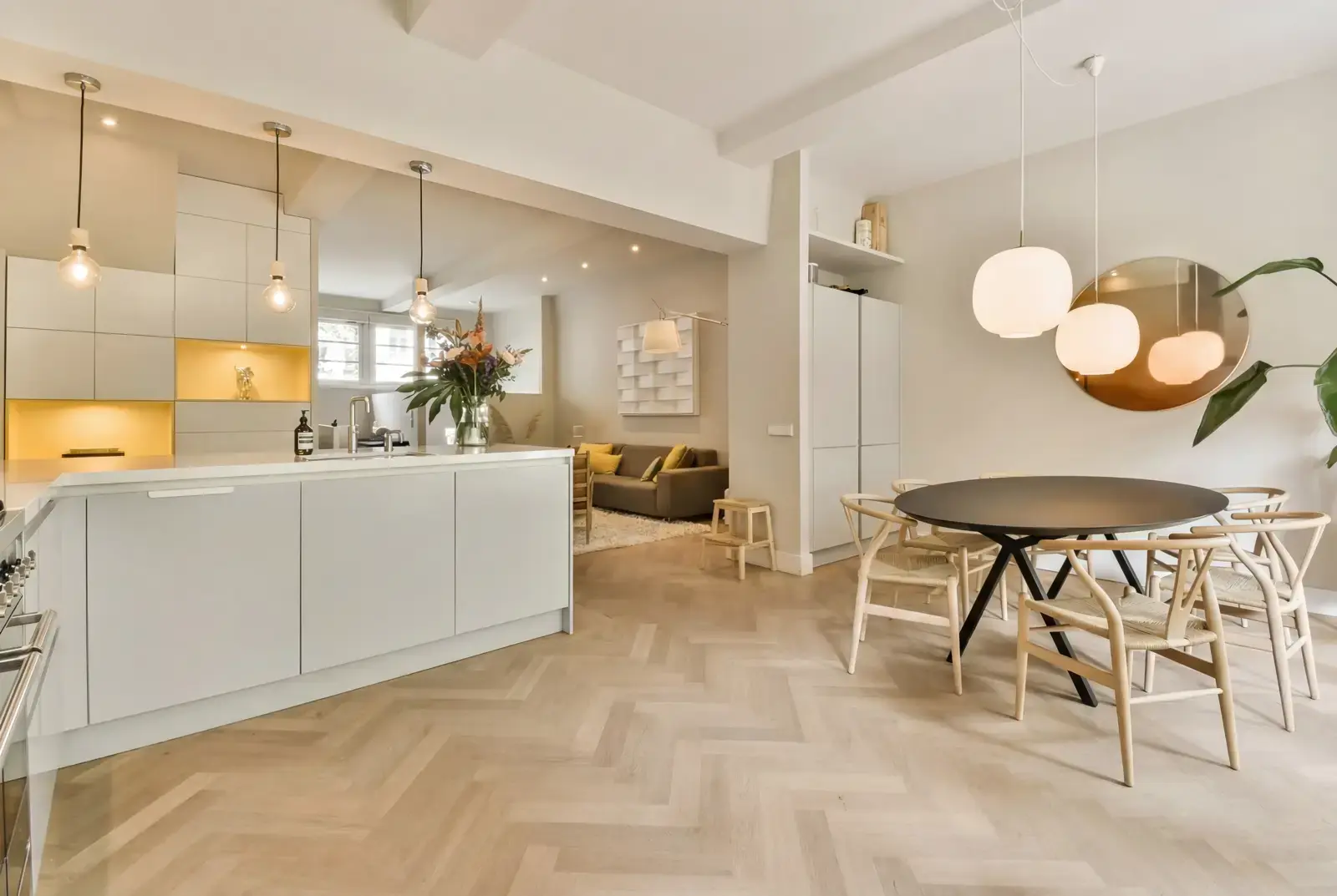 Lamelparket eiken visgraat - Okavango Noestarm Geborsteld Whitewash