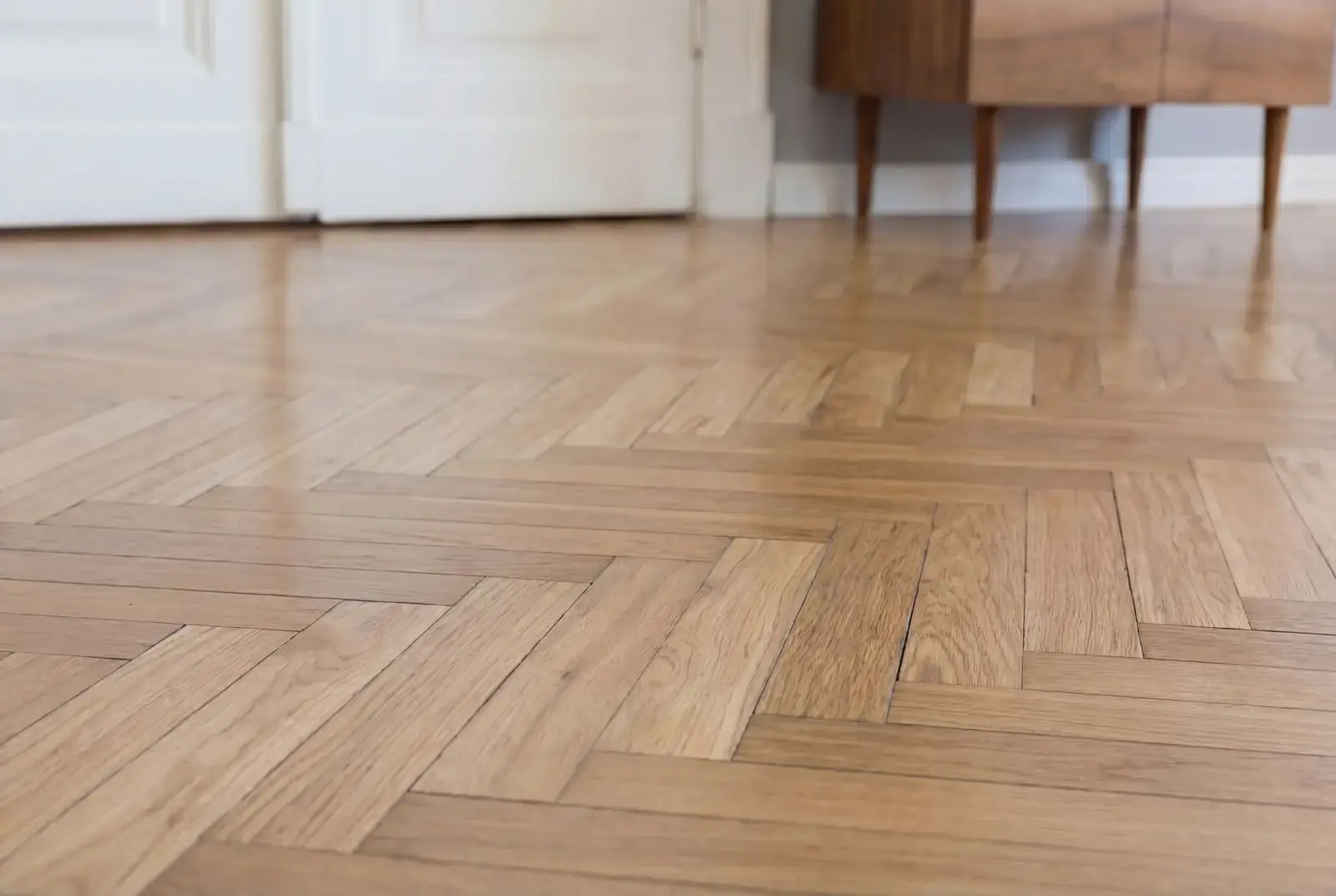 Multiplank eiken visgraat - Luzon Rustiek Whitewash