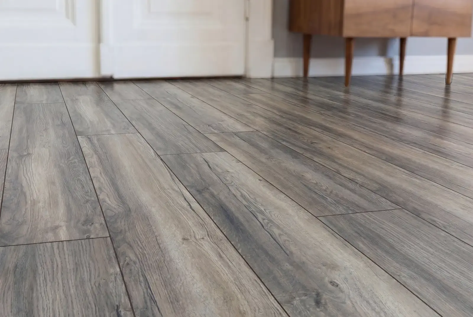 Laminaat 8mm plank - Porto Grey