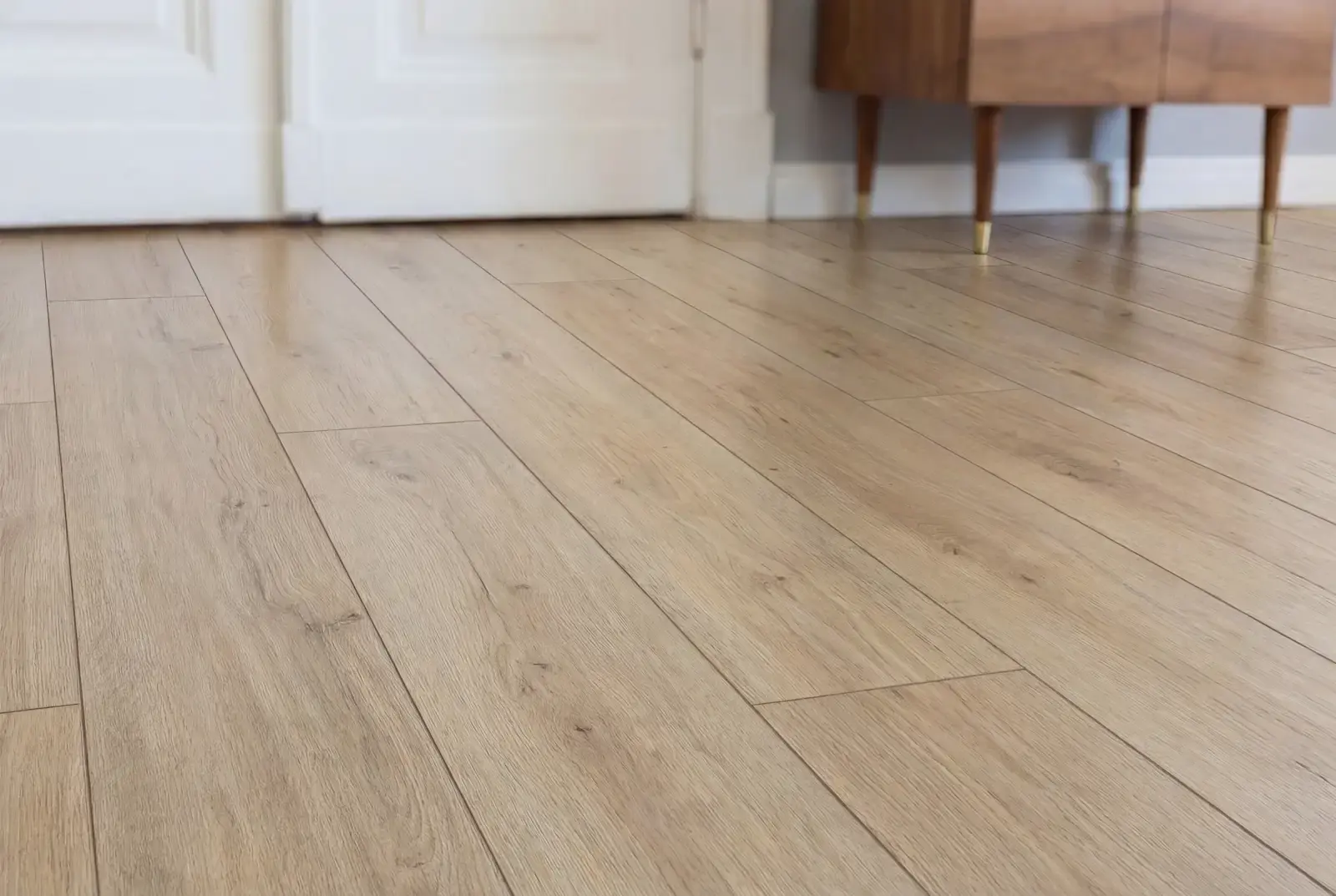 Laminaat 8mm plank - Maas Eiken