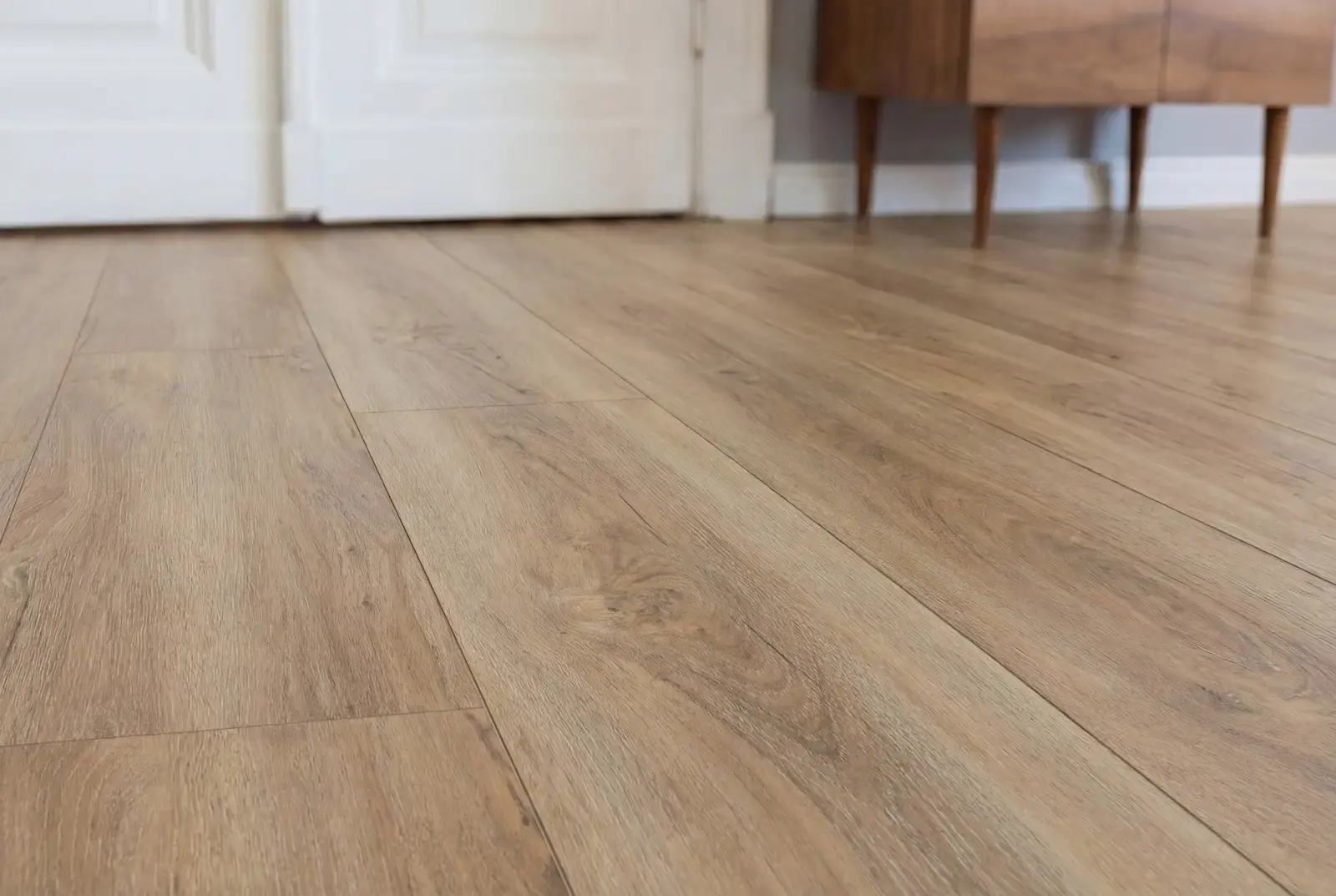 PVC click plank - Smoked Grey Sardinie